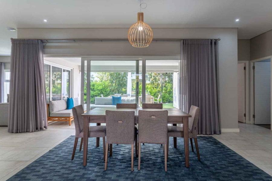 To Let 5 Bedroom Property for Rent in Val De Vie Estate Western Cape